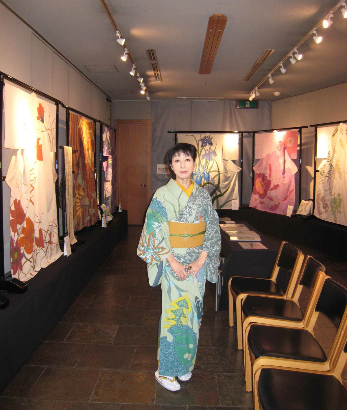 手描き友禅を発展させ、自分だけの作品を生み出す | アネモメトリ -風の手帖- | アートとともに ひと、もの、風土の新しいかたちをさぐる