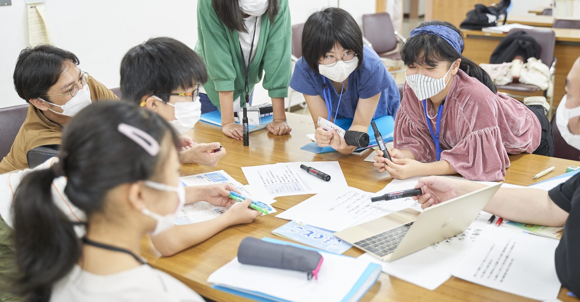 こどもローカルマガジン COLOMAGA project（コロマガプロジェクト） 長野県安曇野市『AZUMO』制作の様子 Photo: Shunsuke Kawatani