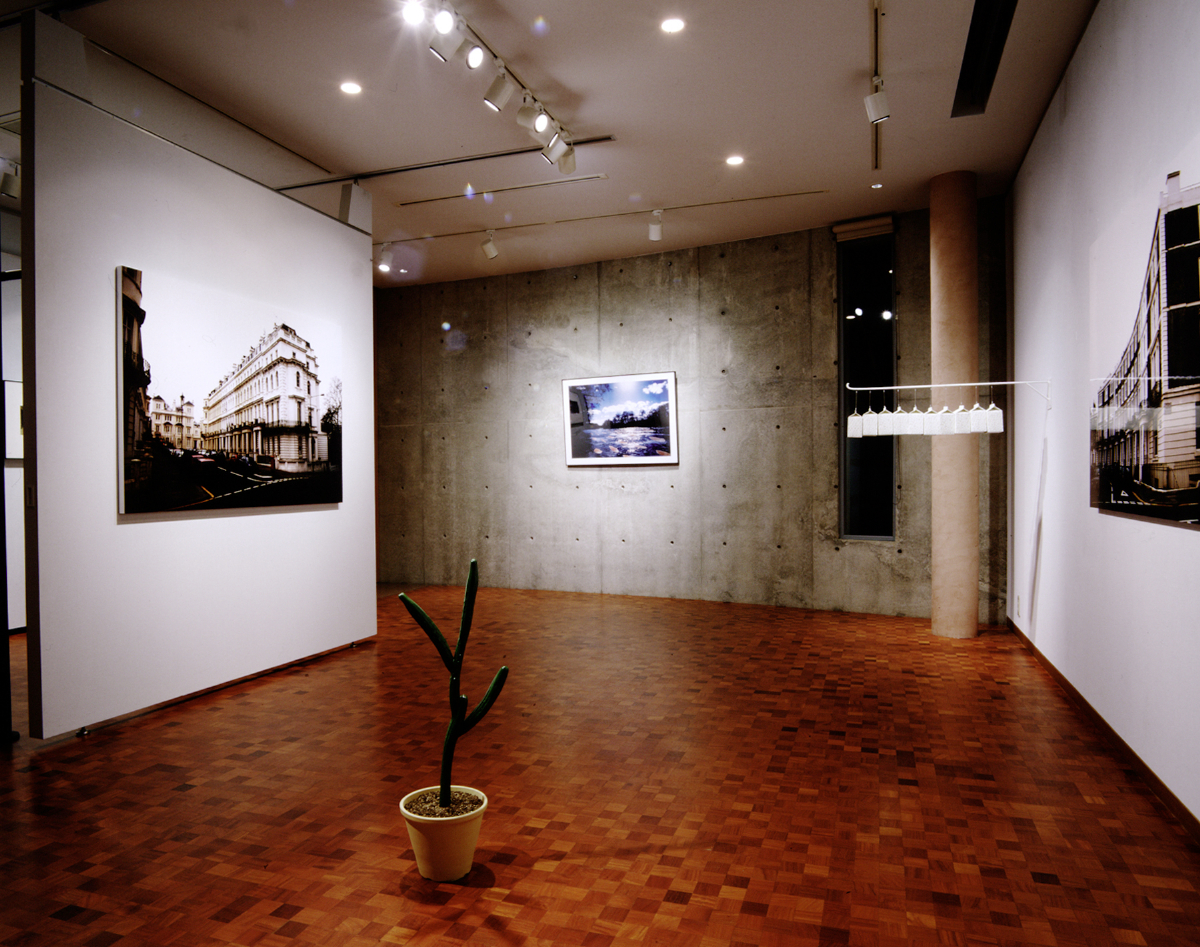 「KOJI MORIOKA EXHIBITION」 2002