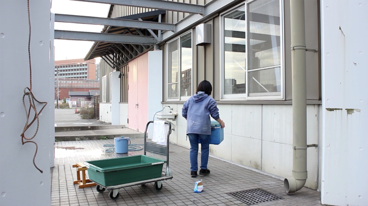 《猟師の生活》  映像６分50秒 2016