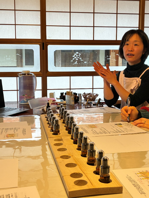 「銭湯アロマ（scent aroma）」主宰・よしこさんによるアロマのおはなし