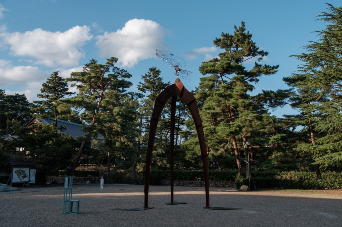 《風になるとき 2024》 西野康造 2024 かめおか霧の芸術祭・城跡芸術展 2024