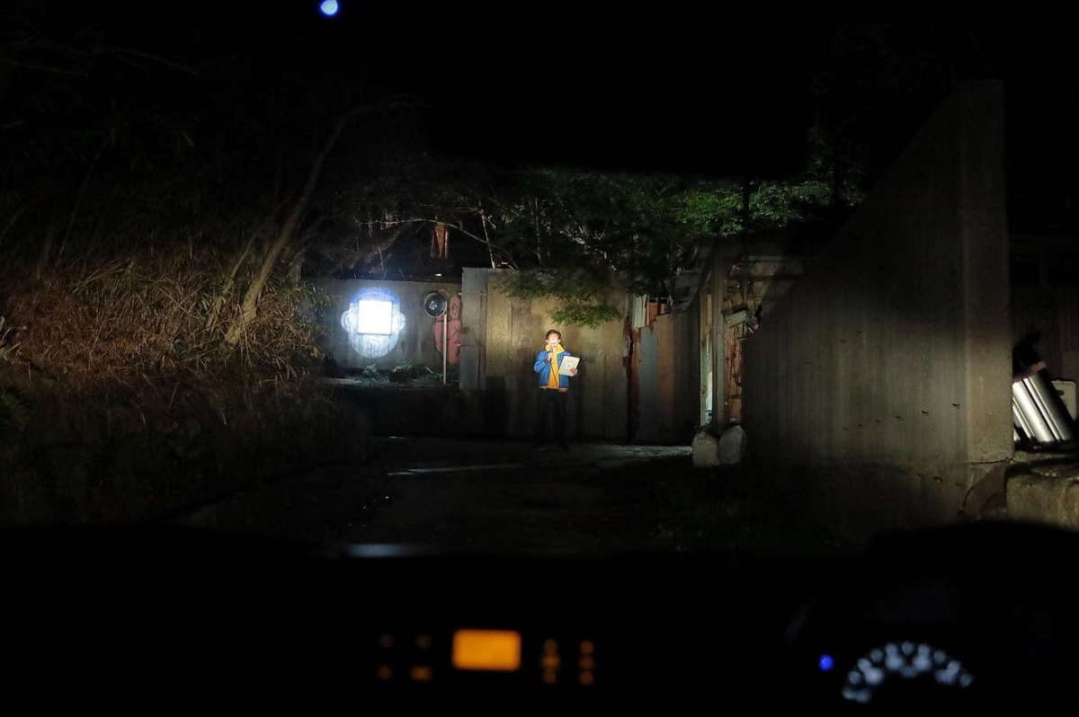 ドライブイン展覧会「類比の鏡／The Analogical Mirrors」（滋賀、2020年） 写真：前谷開